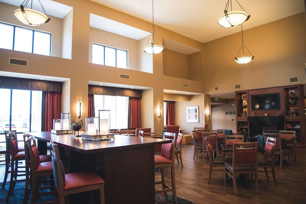 Hampton Inn & Suites Greeley Ngoại thất bức ảnh