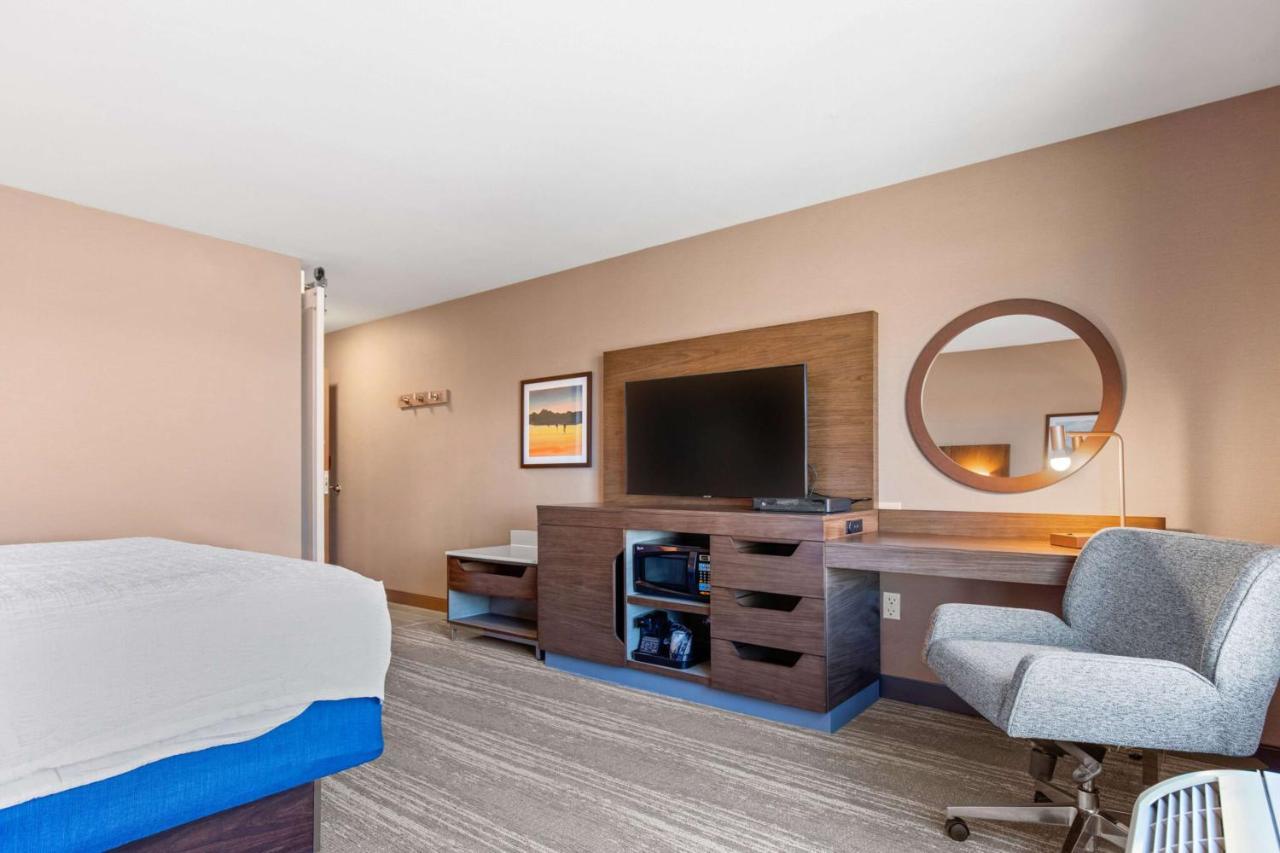 Hampton Inn & Suites Greeley Ngoại thất bức ảnh