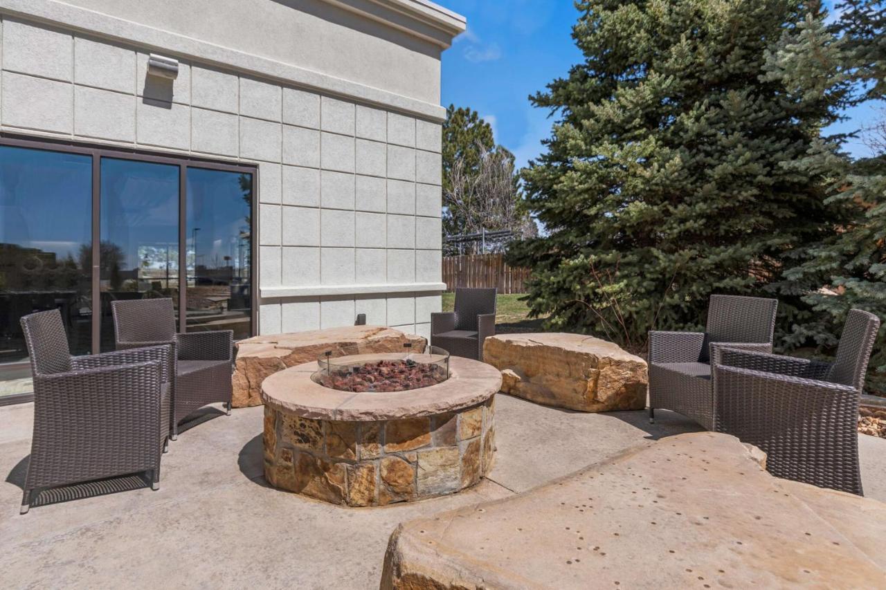 Hampton Inn & Suites Greeley Ngoại thất bức ảnh
