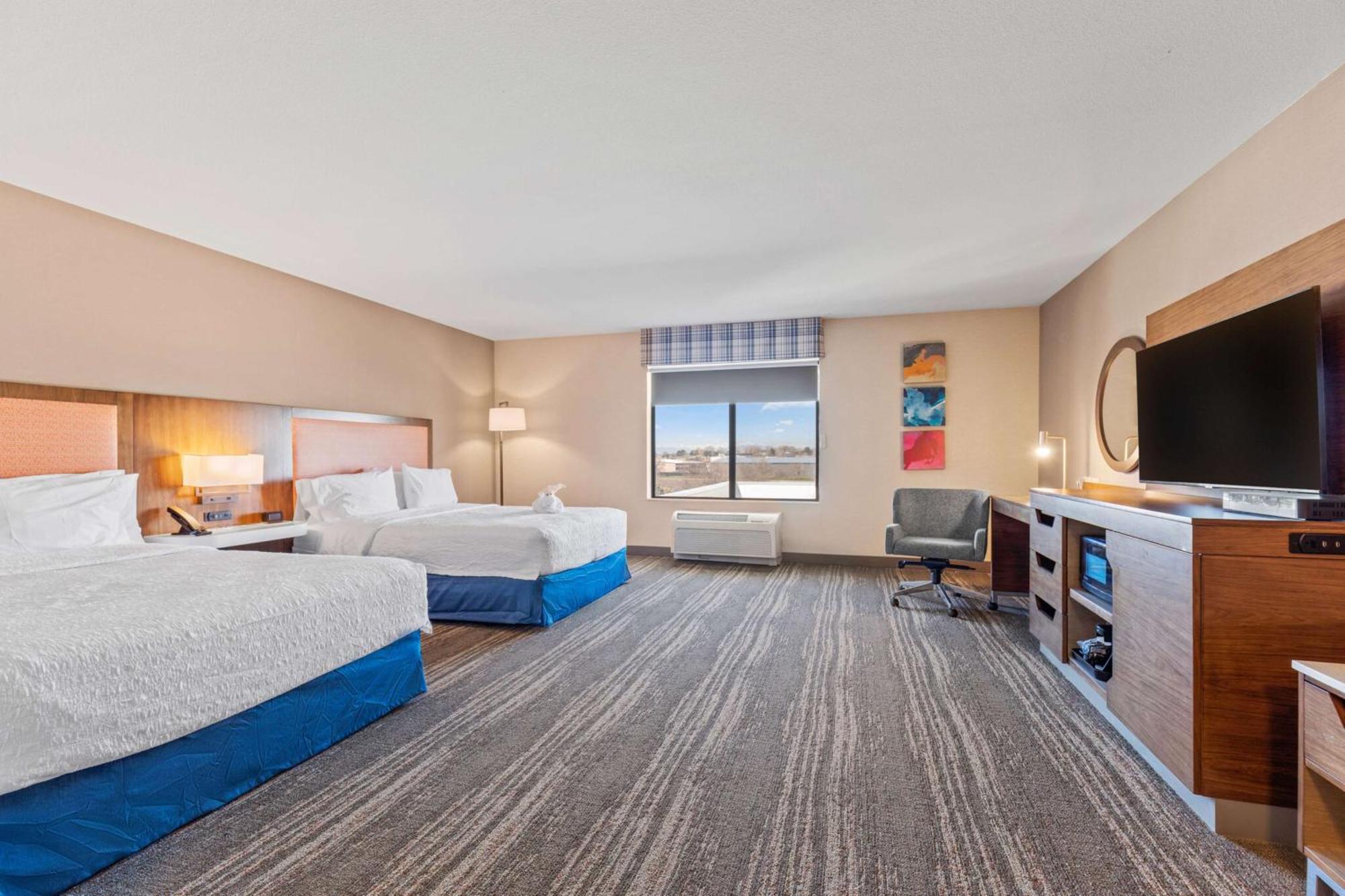 Hampton Inn & Suites Greeley Ngoại thất bức ảnh